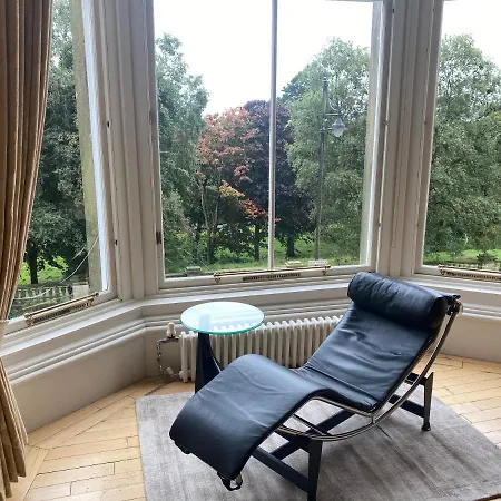 Perfect In The Park Apartment Glasgow Exterior photo