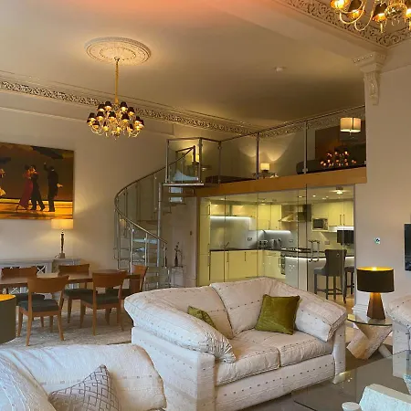 Perfect In The Park Apartment Glasgow Exterior photo